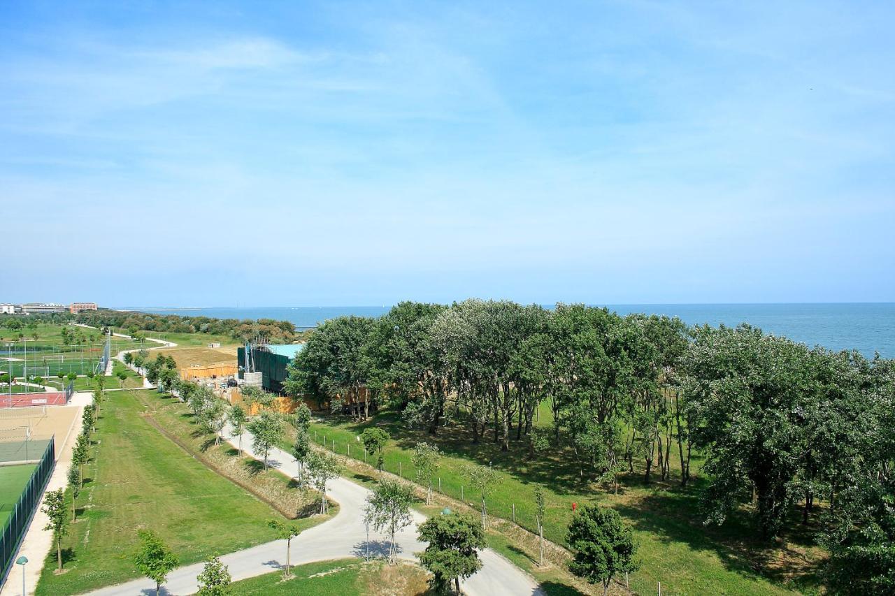 Robinia/Pinetine Lido Altanea Leilighet Caorle Eksteriør bilde